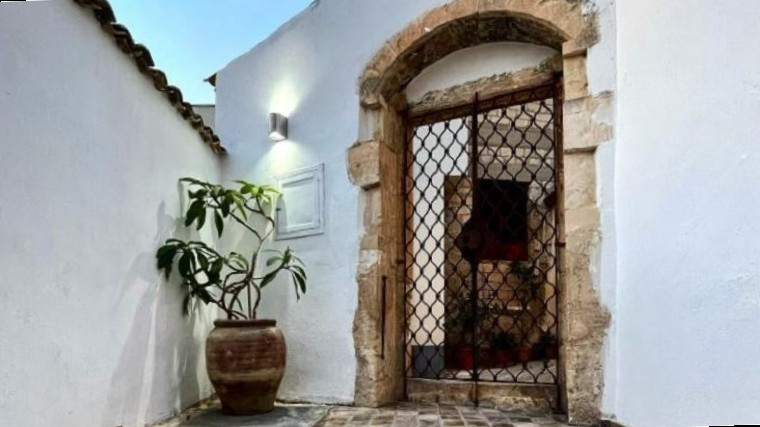 Vicolo Dentro