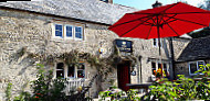 The Crown Inn outside