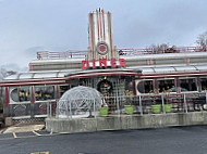 Eveready Diner inside