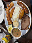 Donde Adela Colombian food