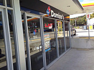 Domino’s Pizza Lysterfield outside