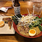 Ejji Ramen food