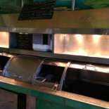 Fields Fish Chips Dentro