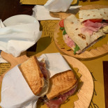 Old Tenconi Pub Comida