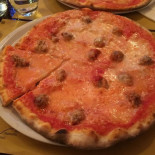Pizzeria La Grotta Degli Angeli Di Ghoniem Ahmed Tawf Ik Ahmed food