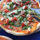 Il Gabbiano Pizzeria food