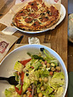 Mod Pizza food