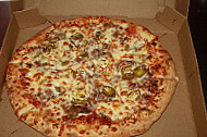 Pizza Gyro food