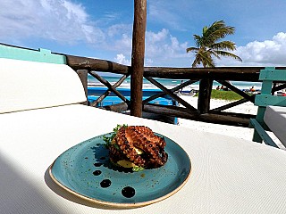 Tulum Hemingway Romantic Cabanas