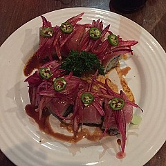 AKIRA SUSHI & SASHIMI