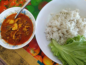 Nabilah Tom Yam