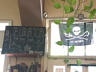 Pirata - Fish Free Sushi