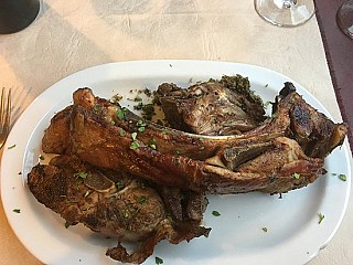 Asador - Parrilla El Viejo Nando