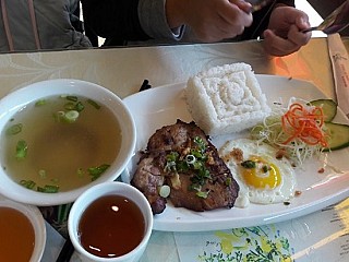 Pho Thai Hoa Restaurant