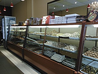 Laleh Bakery