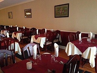 India Gate Exclusive Indian Cuisine