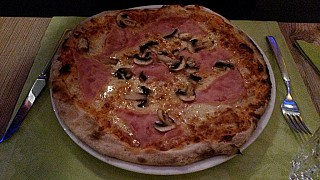 Pizzeria Funghi