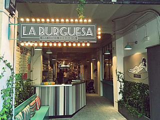 La Burguesa Tuset Drinks