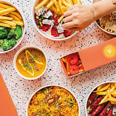 Curry N Hurry كاري إن هاري