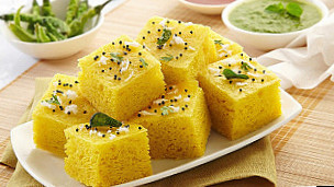 Prajapati Live Dhokla Handavo