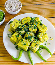 Kanaiya Live Dhokla And Fast Food