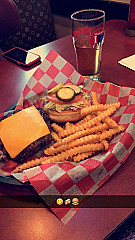 Fuddruckers