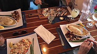 Shuckers Raw Bar