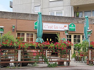 Gaststätte Cest La Vie