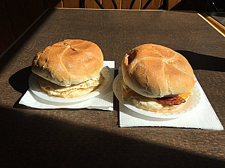 Dock Lunch