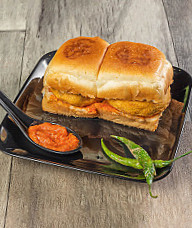 Mumbay Classic Vadapav