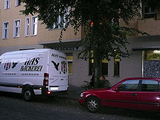 restaurant image