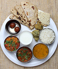 Shree Surati Thali