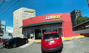 Subway Estrella Sadhala