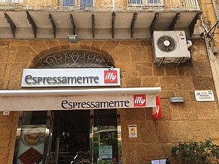 Espressamente Illy