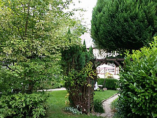 Salon De The Le Jardin De Bourgeauville