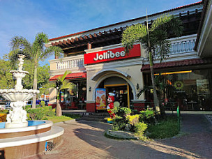 Jollibee Luisita