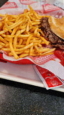 Freddy's Frozen Custard Steakburgers