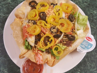 Mediterranean Pizza