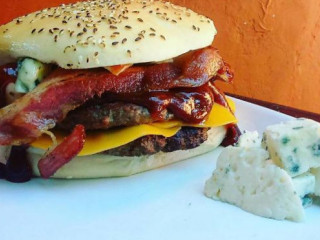 Stout Burgers & American Food