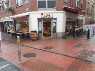 Papa'z Bistro