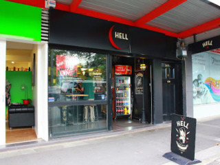 Hell Pizza