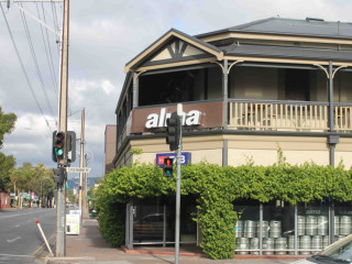 Alma Tavern