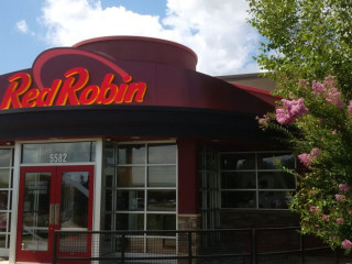 Red Robin Gourmet Burgers And Brews