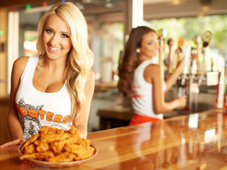 Hooters Of O'hare