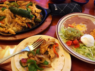 Los Cerritos Mexican Kitchen