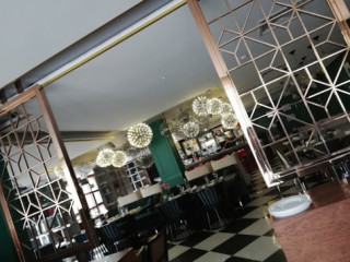 Corner 57