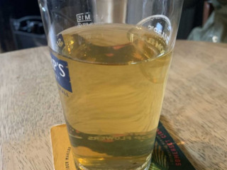 Cross Keys Pub