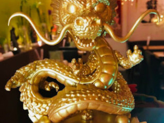Aux Délices Des Dragons