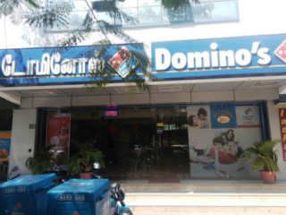 Dominos Pizza