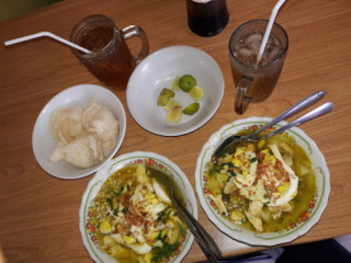 Soto Jawa Uenak Tenan